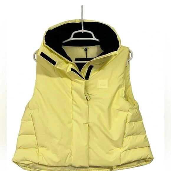 #205 NWT- RAINS Loop W Vest Straw Puffer Vest Sz: XS RET$250 GET THE SET!! - Picture 6 of 10